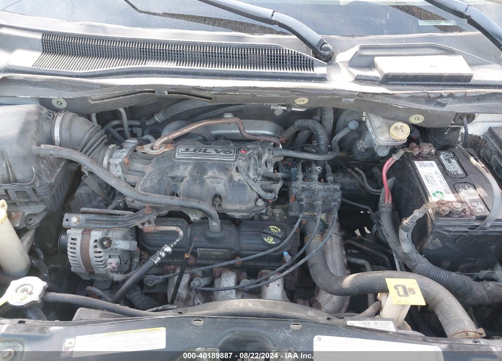 2010 DODGE GRAND CARAVAN SXT VIN: 2D4RN5D15AR165092