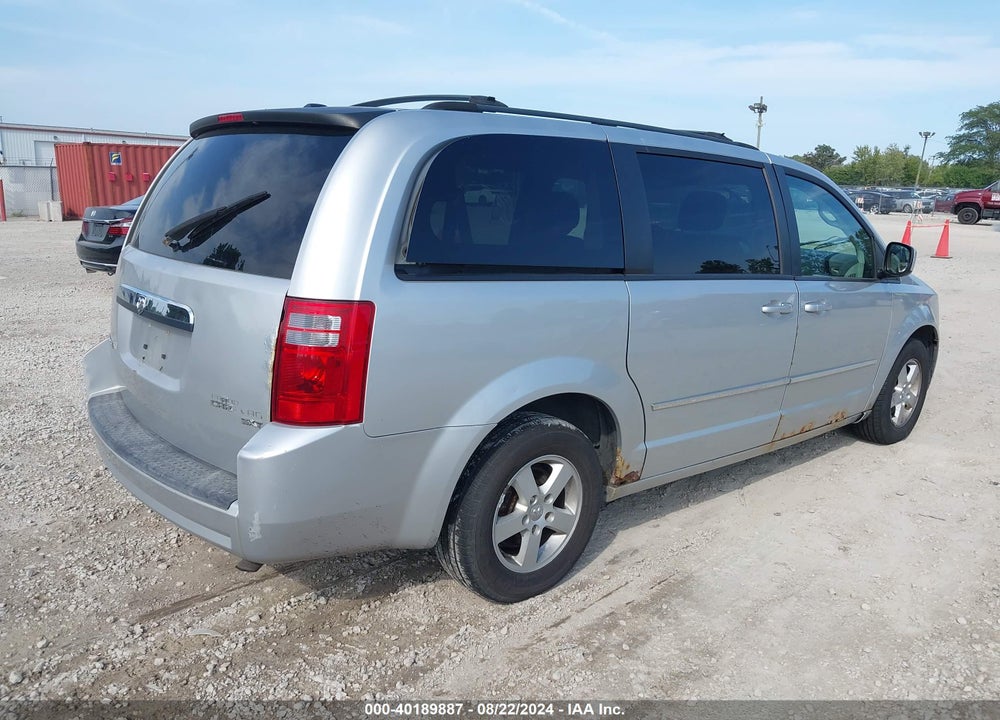 2010 DODGE GRAND CARAVAN SXT VIN: 2D4RN5D15AR165092