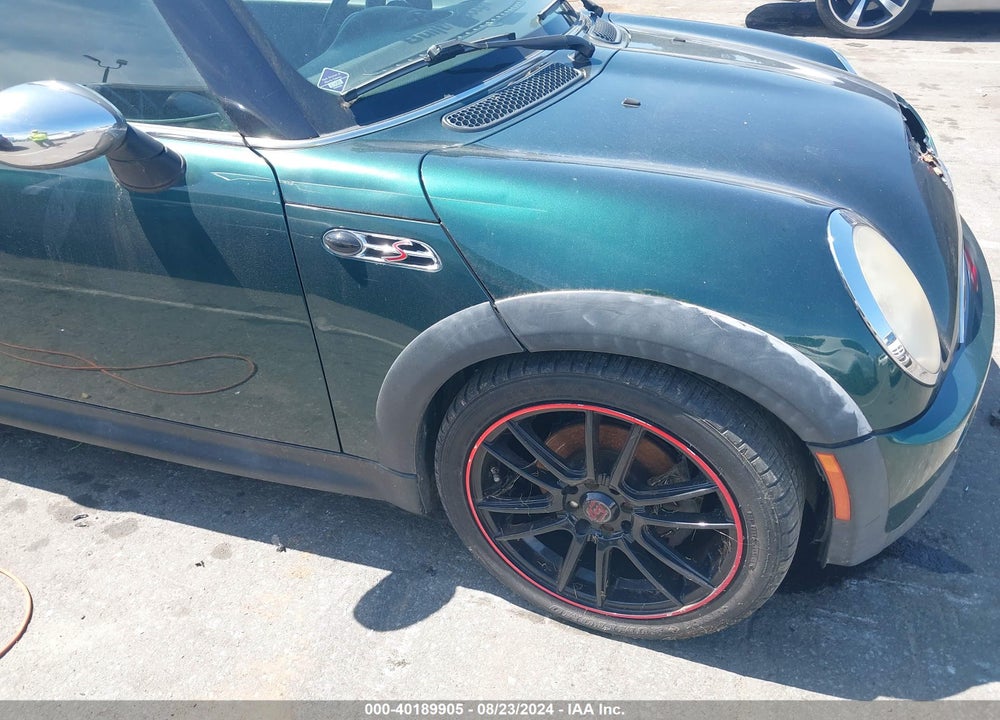 2005 MINI COOPER S VIN: WMWRH33435TF81595