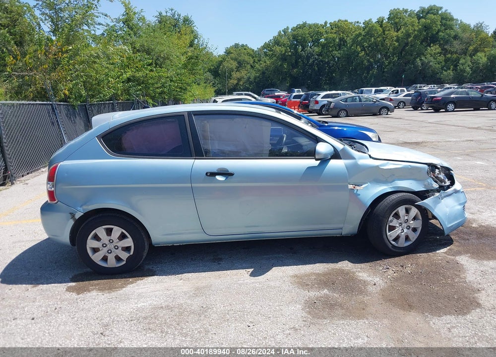 2010 HYUNDAI ACCENT GS VIN: KMHCM3AC3AU162139