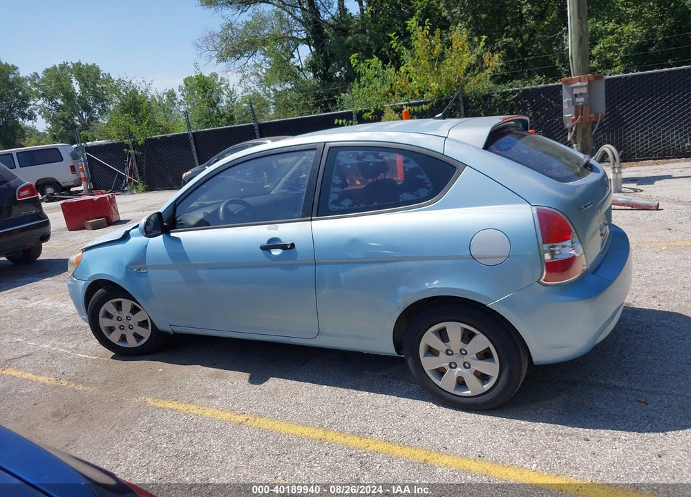 2010 HYUNDAI ACCENT GS VIN: KMHCM3AC3AU162139