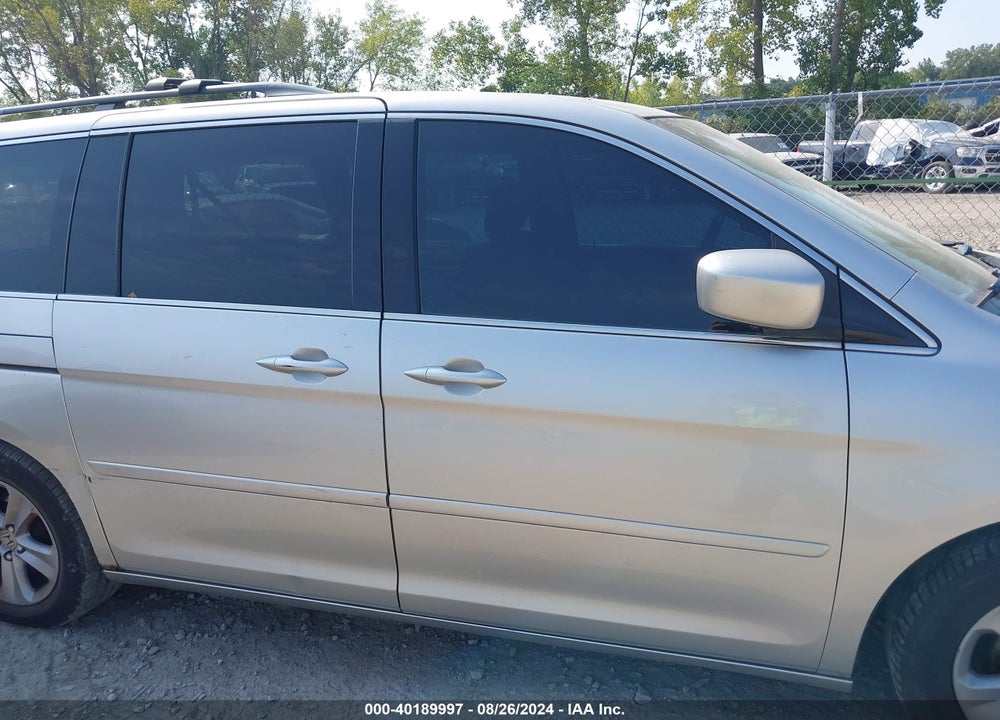 2008 HONDA ODYSSEY TOURING VIN: 5FNRL38998B062321
