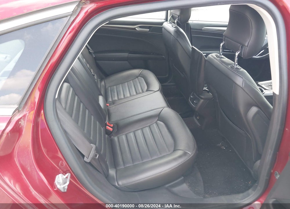 2015 FORD FUSION SE VIN: 3FA6P0HD6FR101555