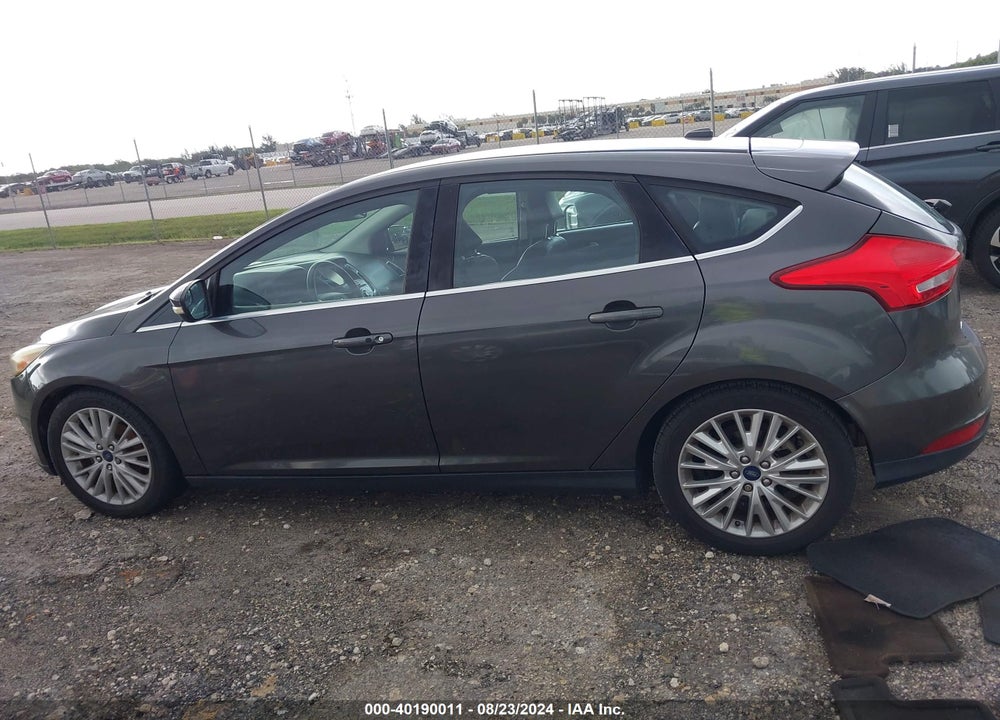 2015 FORD FOCUS TITANIUM VIN: 1FADP3N23FL267722