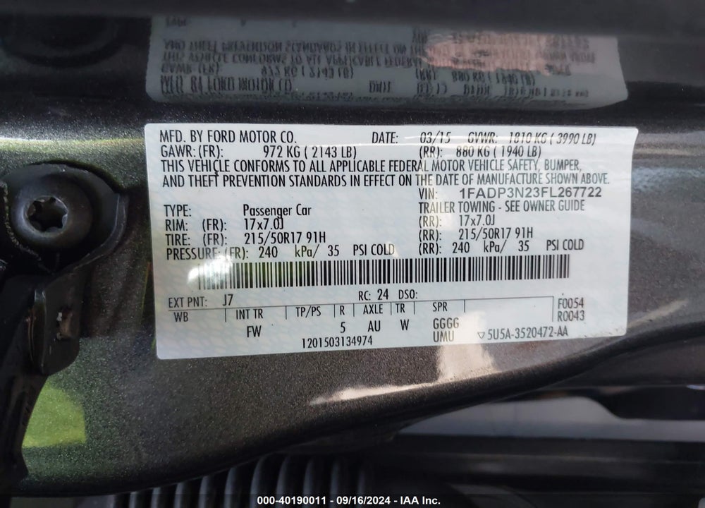 2015 FORD FOCUS TITANIUM VIN: 1FADP3N23FL267722