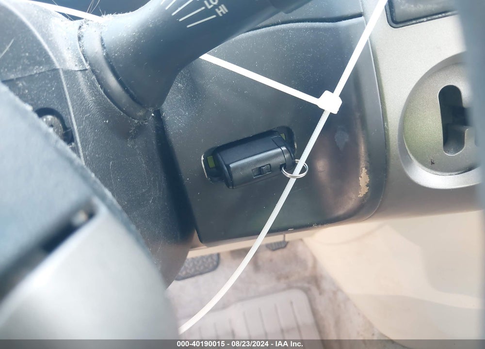 2005 TOYOTA PRIUS VIN: JTDKB20U253091974