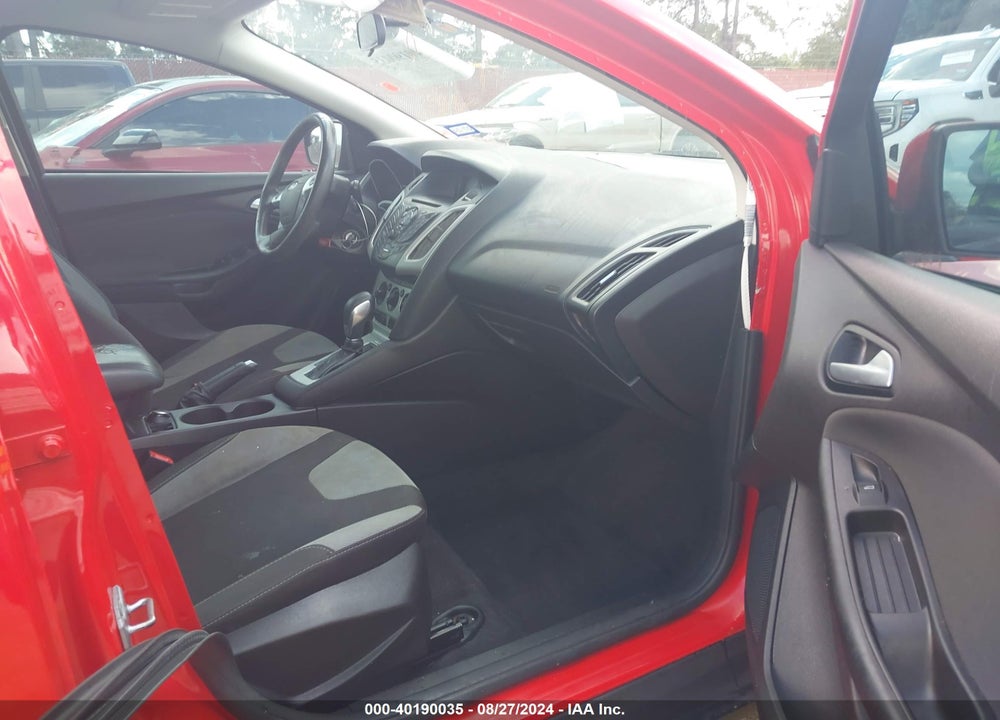 2014 FORD FOCUS SE VIN: 1FADP3K26EL293461