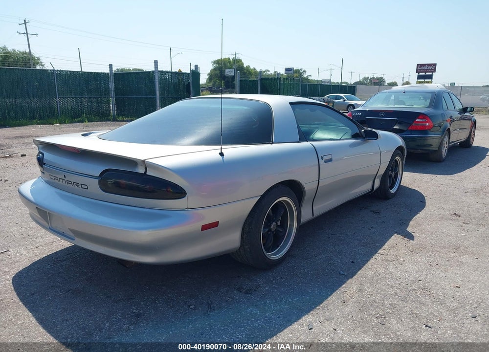 1998 CHEVROLET CAMARO VIN: 2G1FP22K5W2129805