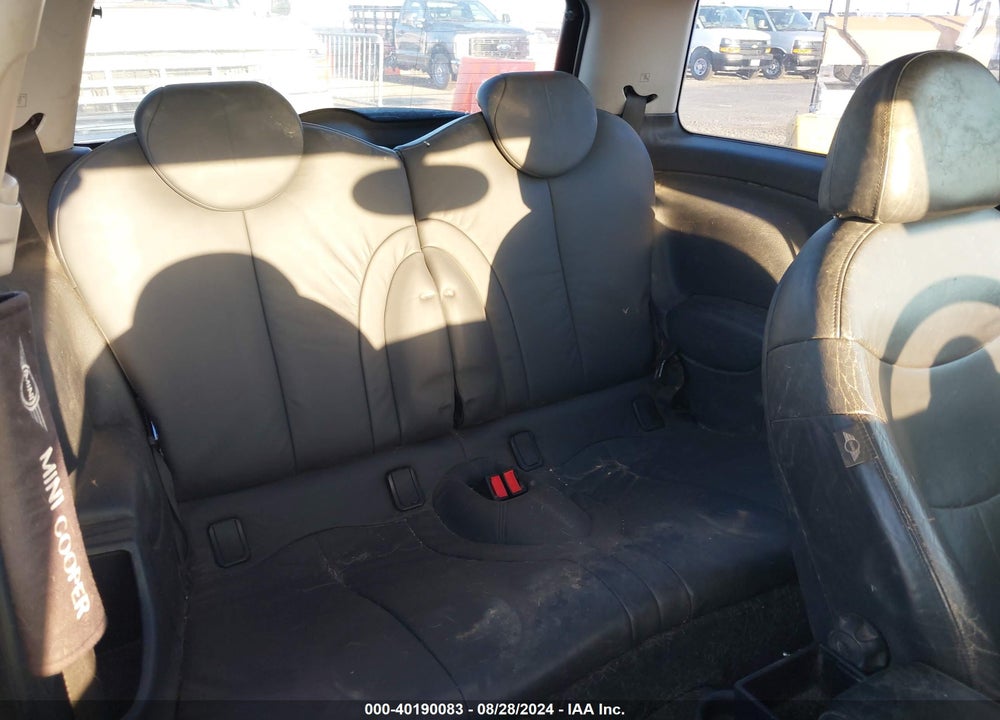 2003 MINI COOPER S VIN: WMWRE33493TD62551