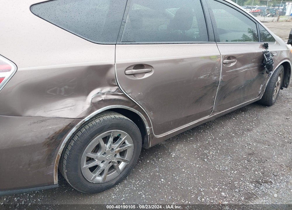 2017 TOYOTA PRIUS V THREE VIN: JTDZN3EU4HJ071469
