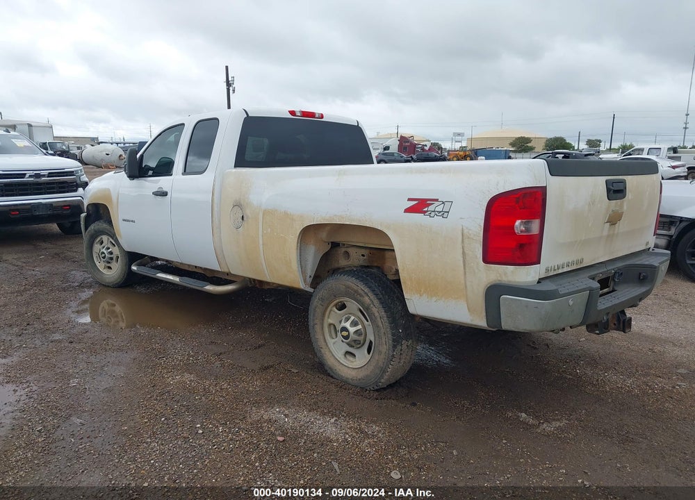 2011 CHEVROLET SILVERADO 2500HD LT VIN: 1GC2KXCG3BZ374508