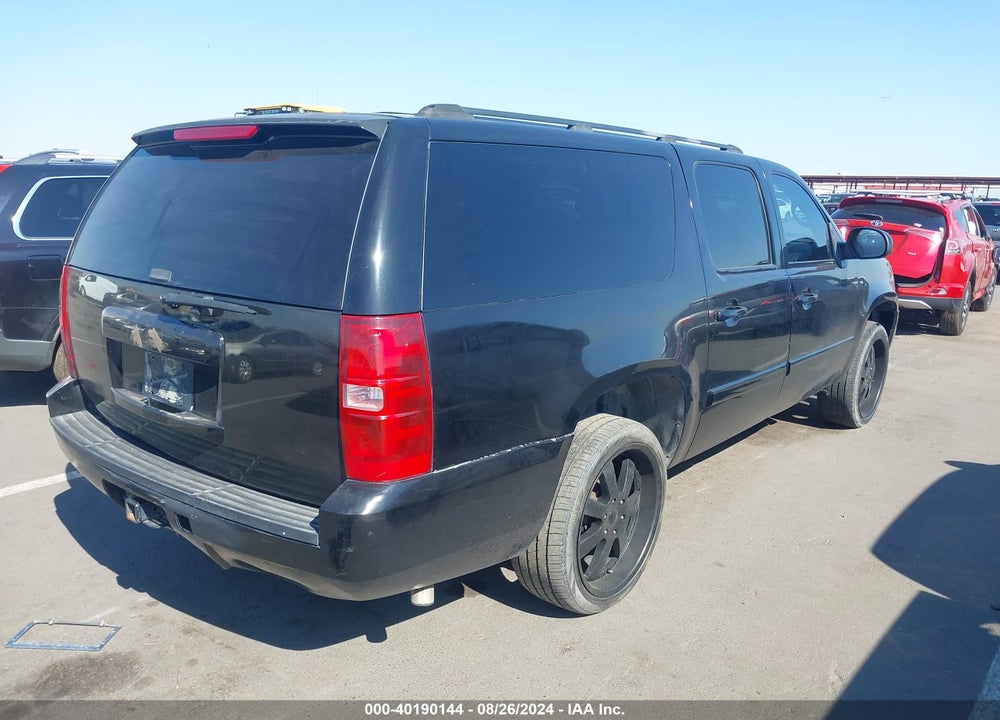 2007 CHEVROLET SUBURBAN 1500 LT VIN: 3GNFC16047G201461