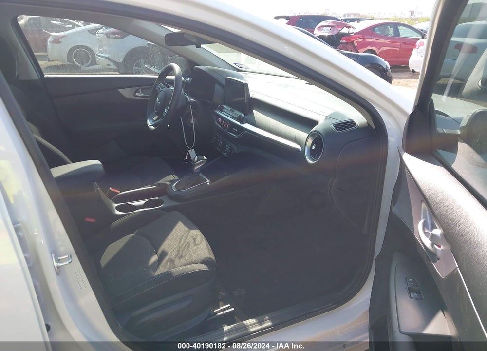 2024 KIA FORTE LXS VIN: 3KPF24AD0RE716978