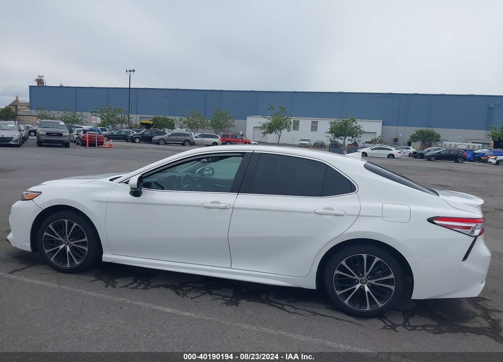 2020 TOYOTA CAMRY SE VIN: 4T1G11AK2LU949155
