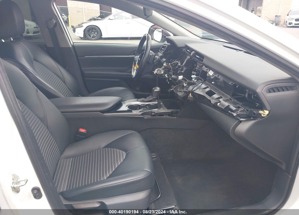 2020 TOYOTA CAMRY SE VIN: 4T1G11AK2LU949155