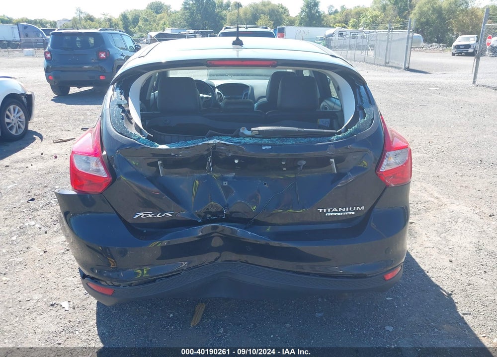 2012 FORD FOCUS TITANIUM VIN: 1FAHP3N28CL433679