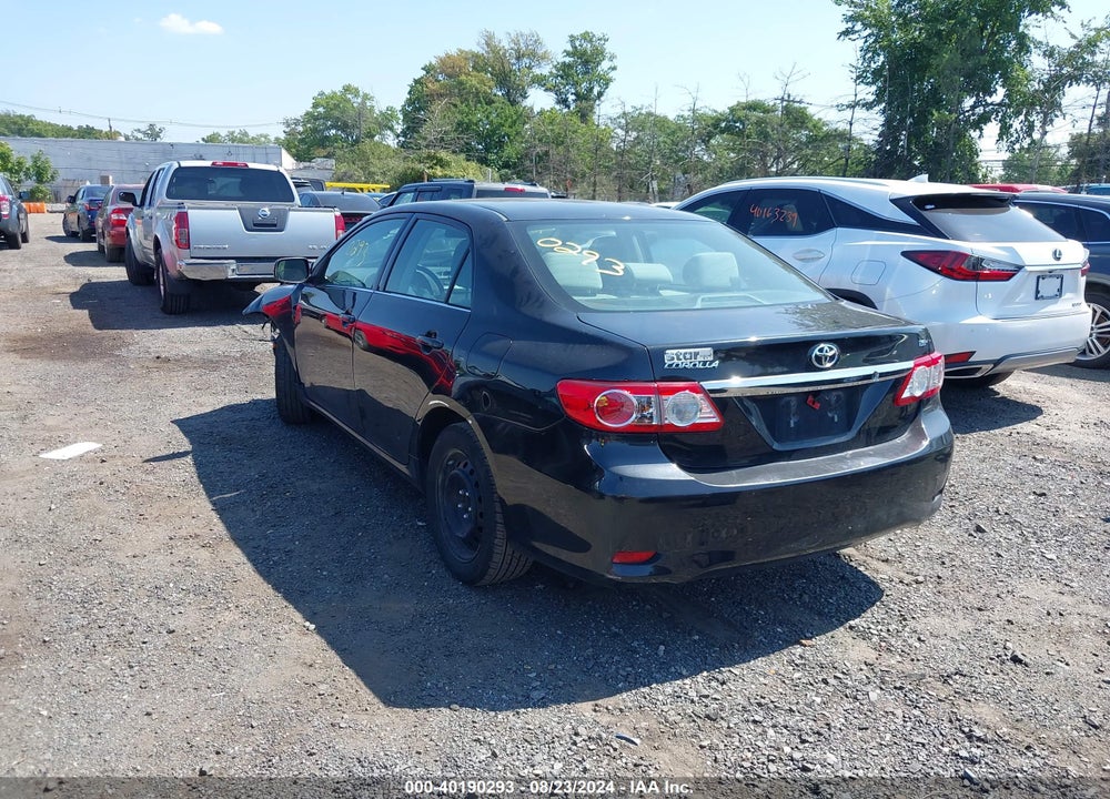 2013 TOYOTA COROLLA LE VIN: 2T1BU4EE4DC074557