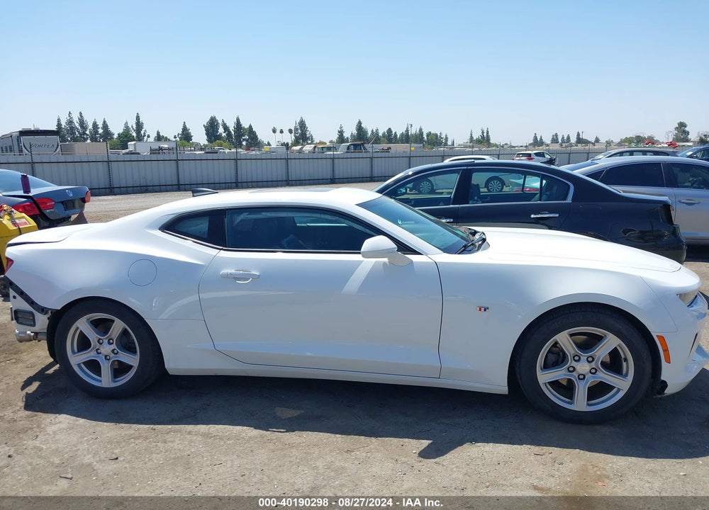 2017 CHEVROLET CAMARO 2LT VIN: 1G1FD1RS3H0165747