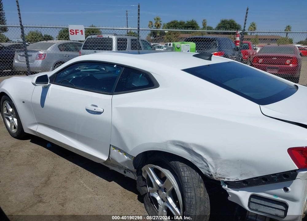 2017 CHEVROLET CAMARO 2LT VIN: 1G1FD1RS3H0165747