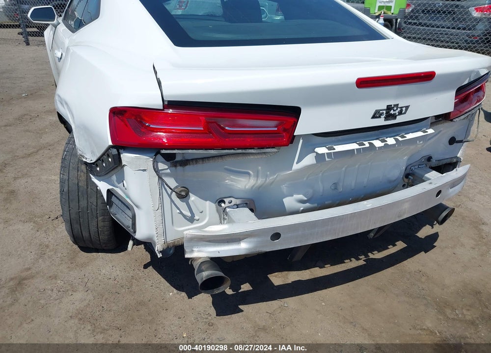 2017 CHEVROLET CAMARO 2LT VIN: 1G1FD1RS3H0165747