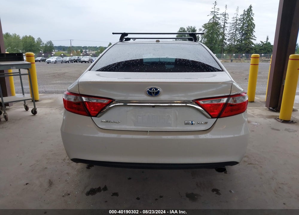 2015 TOYOTA CAMRY HYBRID XLE VIN: 4T1BD1FK8FU152231