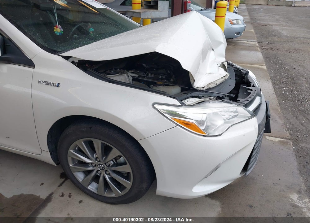 2015 TOYOTA CAMRY HYBRID XLE VIN: 4T1BD1FK8FU152231