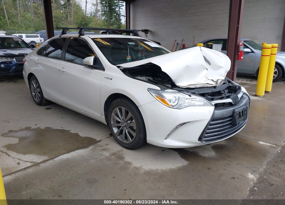 2015 TOYOTA CAMRY HYBRID XLE VIN: 4T1BD1FK8FU152231