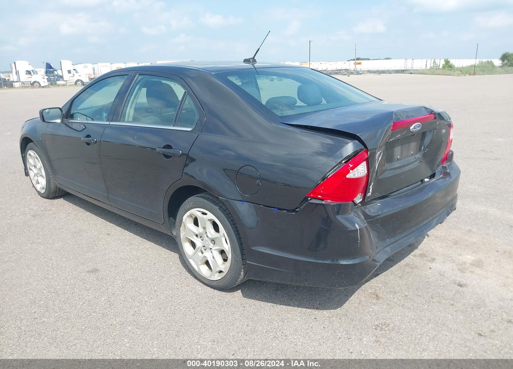 2011 FORD FUSION SE VIN: 3FAHP0HAXBR180639