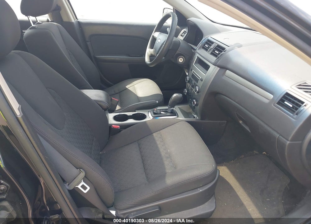 2011 FORD FUSION SE VIN: 3FAHP0HAXBR180639