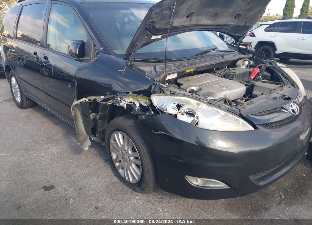 2008 TOYOTA SIENNA XLE VIN: 5TDBK22CX8S015779