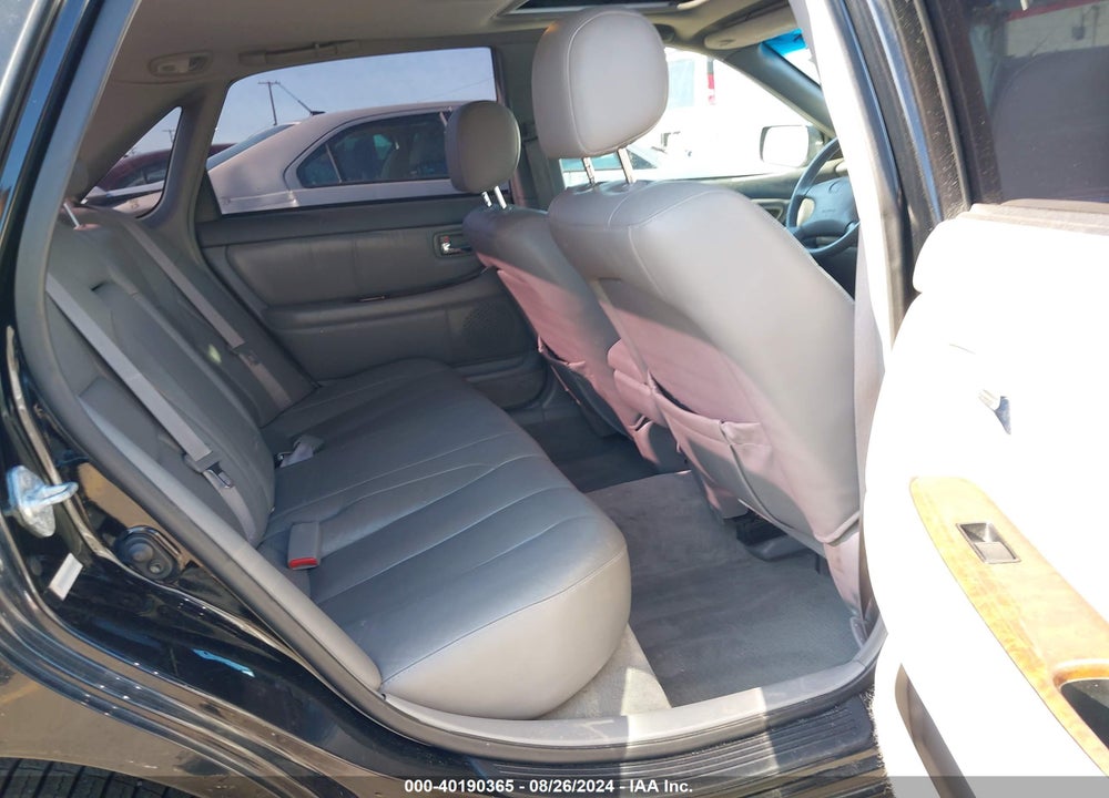 2000 TOYOTA AVALON XLS VIN: 4T1BF28B7YU047289