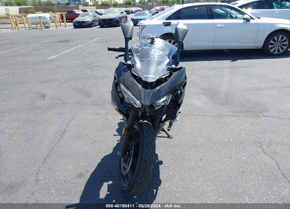 2019 KAWASAKI EX400 VIN: JKAEXKH15KDA31912