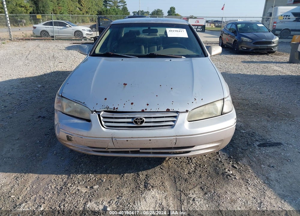 1998 TOYOTA CAMRY LE VIN: 4T1BG22K1WU295976
