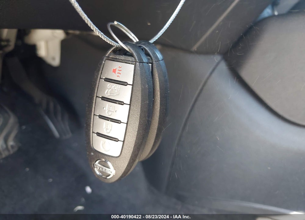 2019 NISSAN ROGUE SV VIN: JN8AT2MV5KW381247