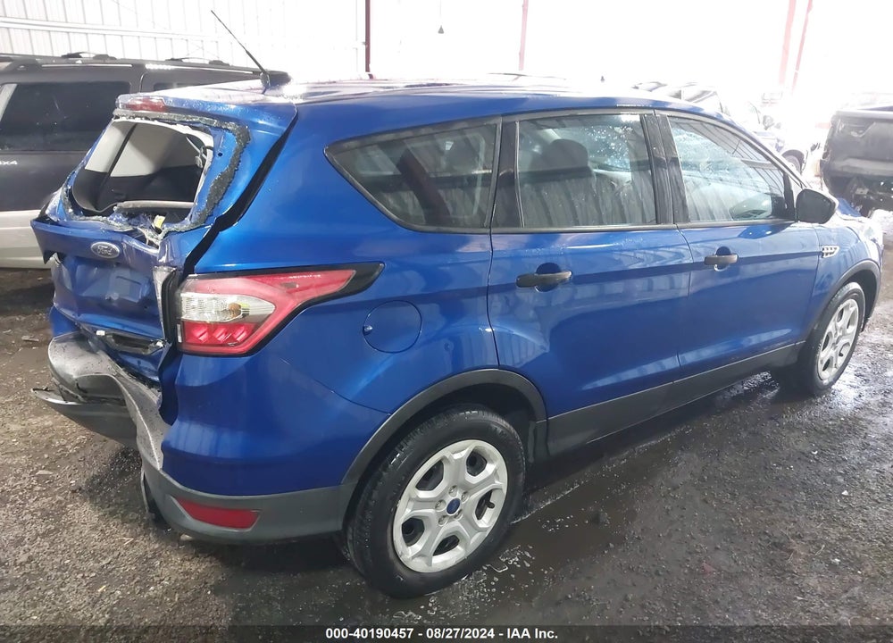 2018 FORD ESCAPE VIN: 1FMCU0F7XJUA17674