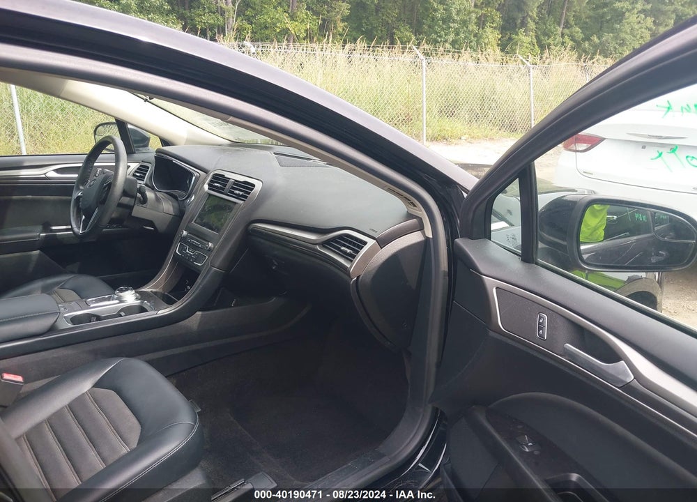 2017 FORD FUSION SE VIN: 3FA6P0H74HR363538