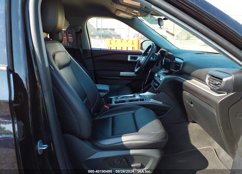 2022 FORD EXPLORER XLT VIN: 1FMSK8DH3NGC02553