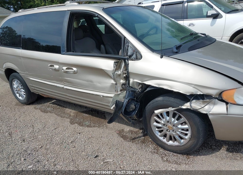 2002 CHRYSLER TOWN & COUNTRY LIMITED VIN: 2C8GP64L82R676351