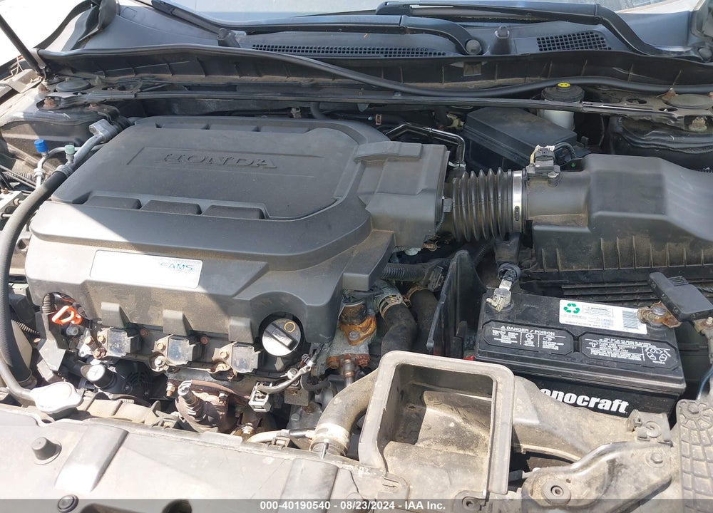 2013 HONDA ACCORD EX-L V-6 VIN: 1HGCR3F80DA017724