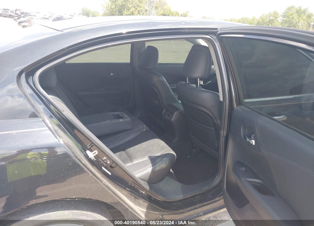 2013 HONDA ACCORD EX-L V-6 VIN: 1HGCR3F80DA017724