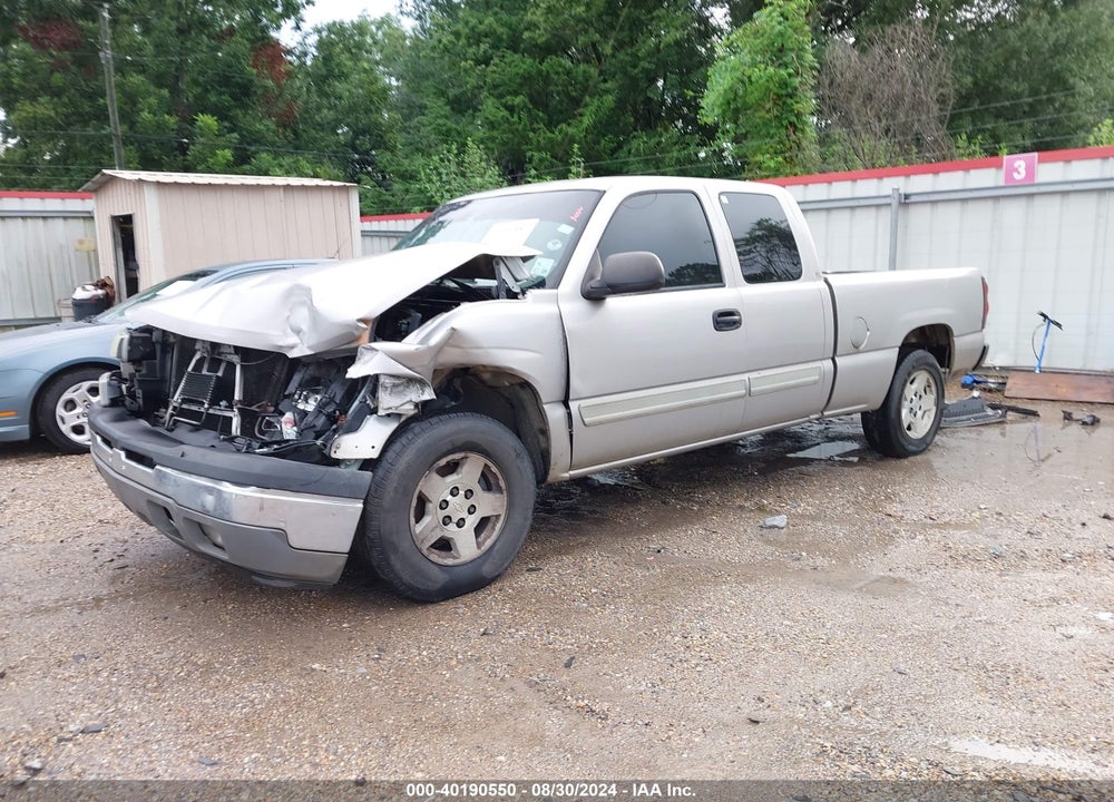 2005 CHEVROLET SILVERADO 1500 LS VIN: 2GCEC19T551165666