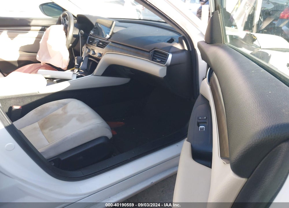 2019 HONDA ACCORD LX VIN: 1HGCV1F18KA054066