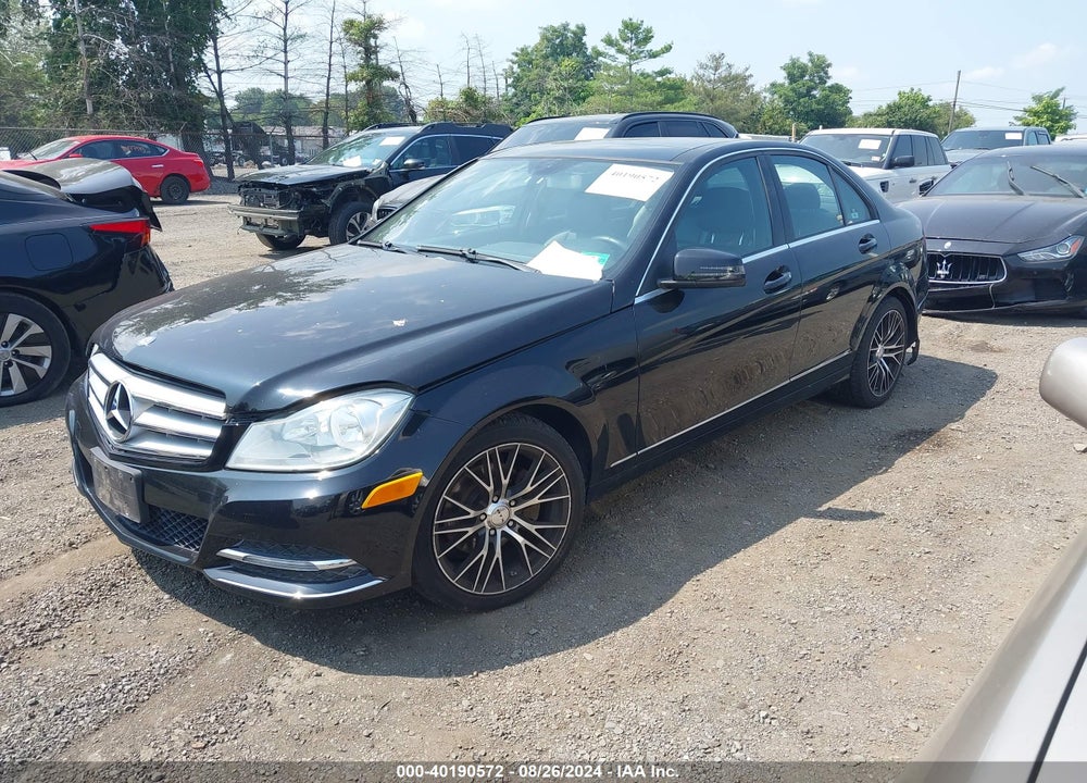 2012 MERCEDES-BENZ C 300 LUXURY 4MATIC/SPORT 4MATIC VIN: WDDGF8BB8CR226397
