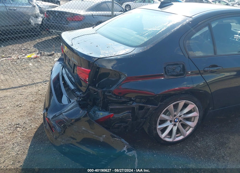 2018 BMW 320I XDRIVE VIN: WBA8A3C51JA067448