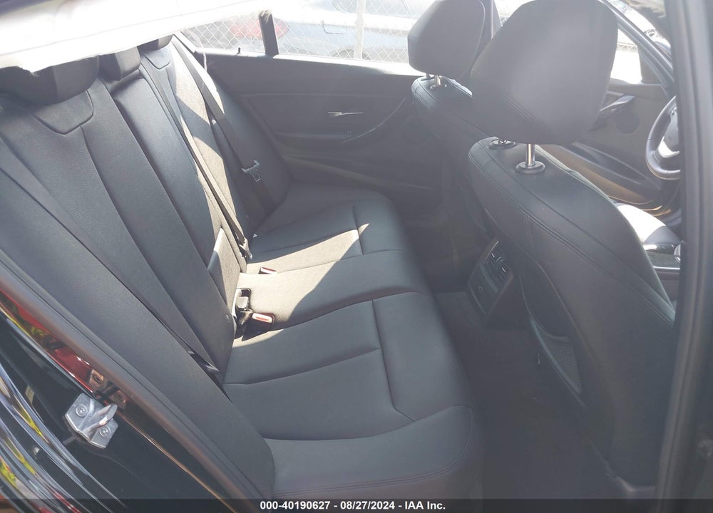2018 BMW 320I XDRIVE VIN: WBA8A3C51JA067448