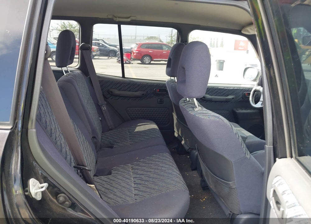 1998 TOYOTA RAV4 VIN: JT3HP10V5W0185028