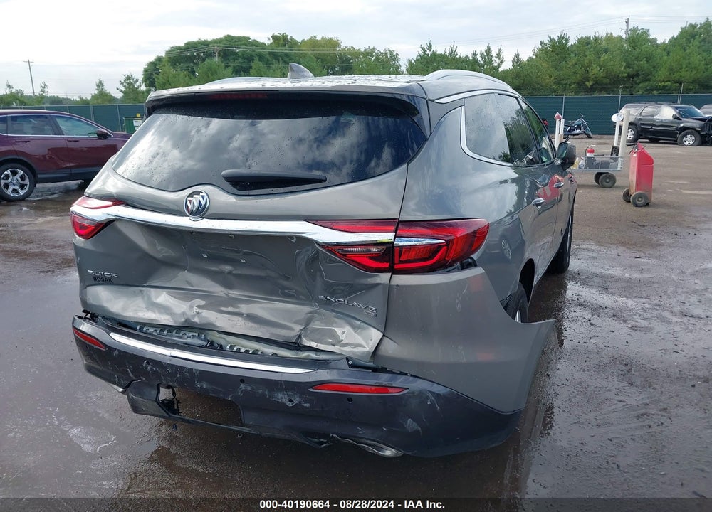 2018 BUICK ENCLAVE ESSENCE VIN: 5GAEVAKW4JJ251552