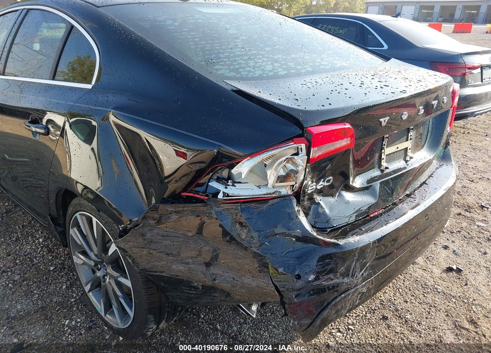 2015 VOLVO S60 T6 PREMIER PLUS VIN: YV149MFCXF2316237