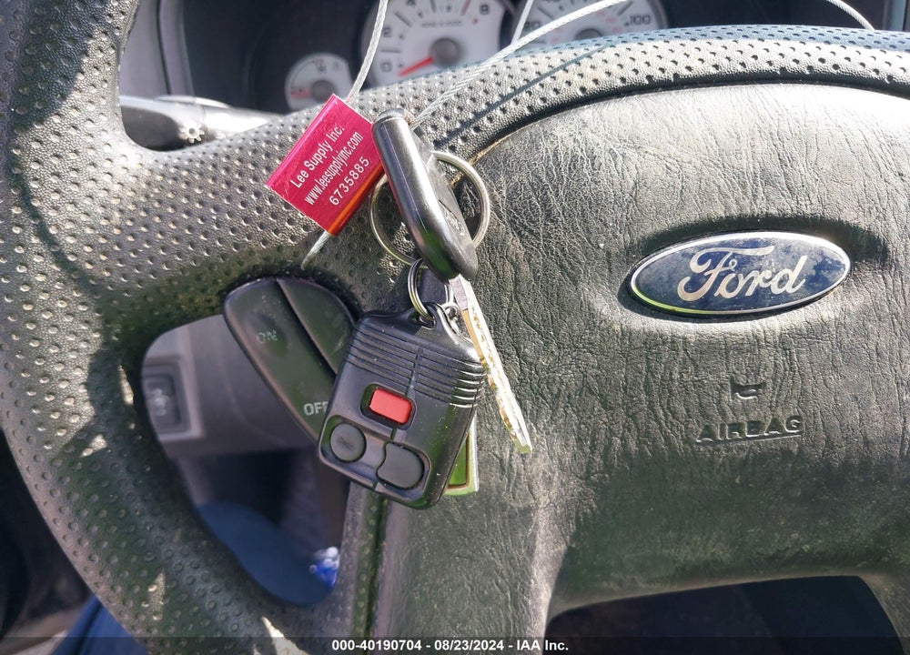 2006 FORD ESCAPE XLS/XLS MANUAL VIN: 1FMYU02ZX6KA46382