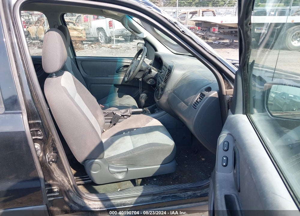 2006 FORD ESCAPE XLS/XLS MANUAL VIN: 1FMYU02ZX6KA46382
